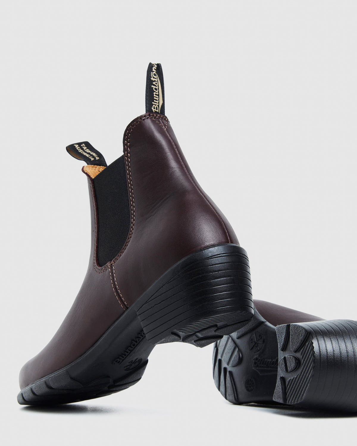 2060 Womens Heeled Boots Shiraz Red RED