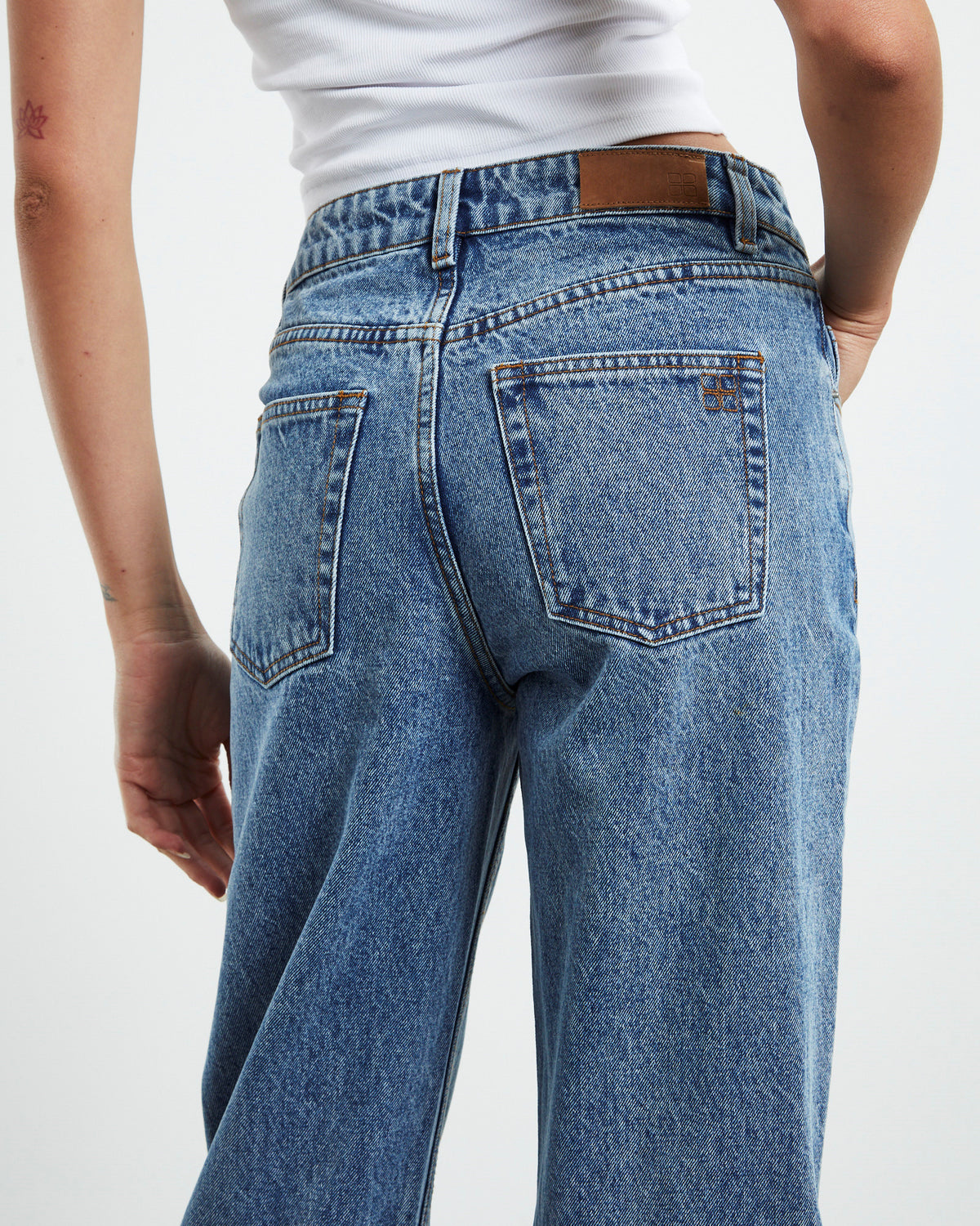 Muse Mid Rise Straight Dad Jeans Mid 90's Blue BLUE