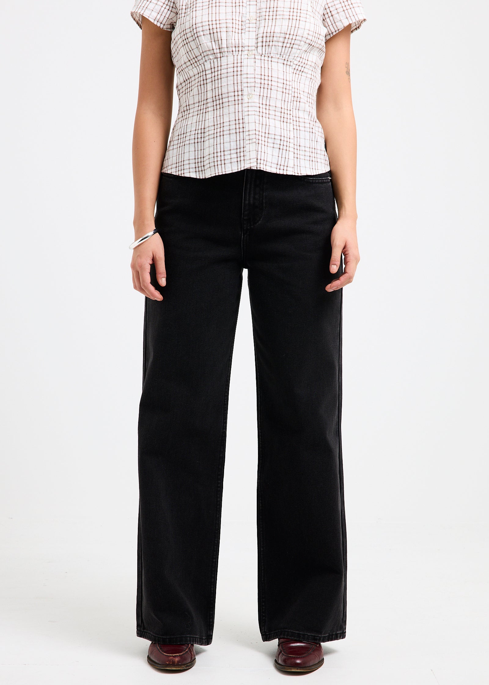 Misty High & Wide Denim Jeans FLAT OUT BLACK