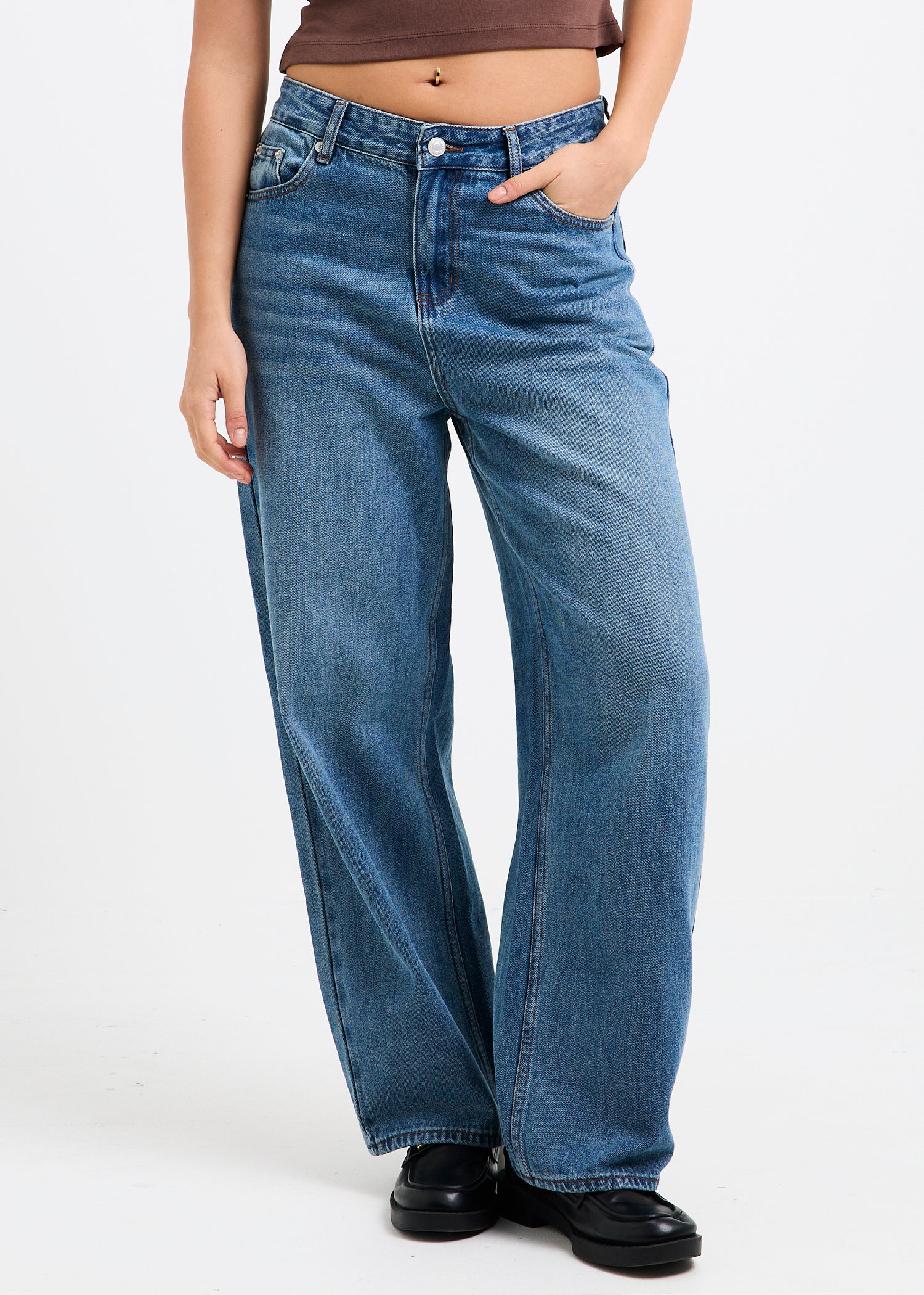 Alexa Mid Rise Denim Jeans Petite Relaxed VINTAGE BLUE