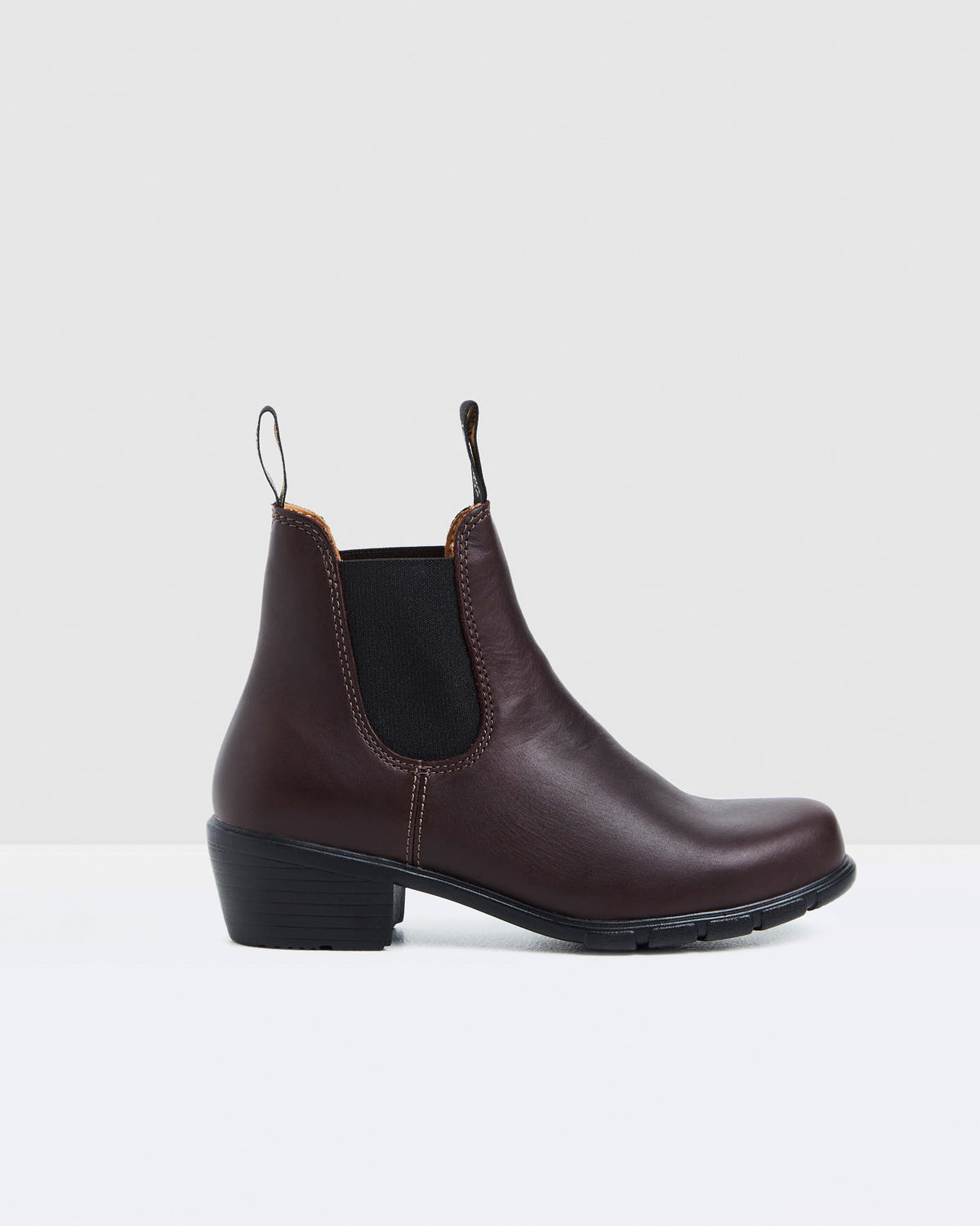 2060 Womens Heeled Boots Shiraz Red RED
