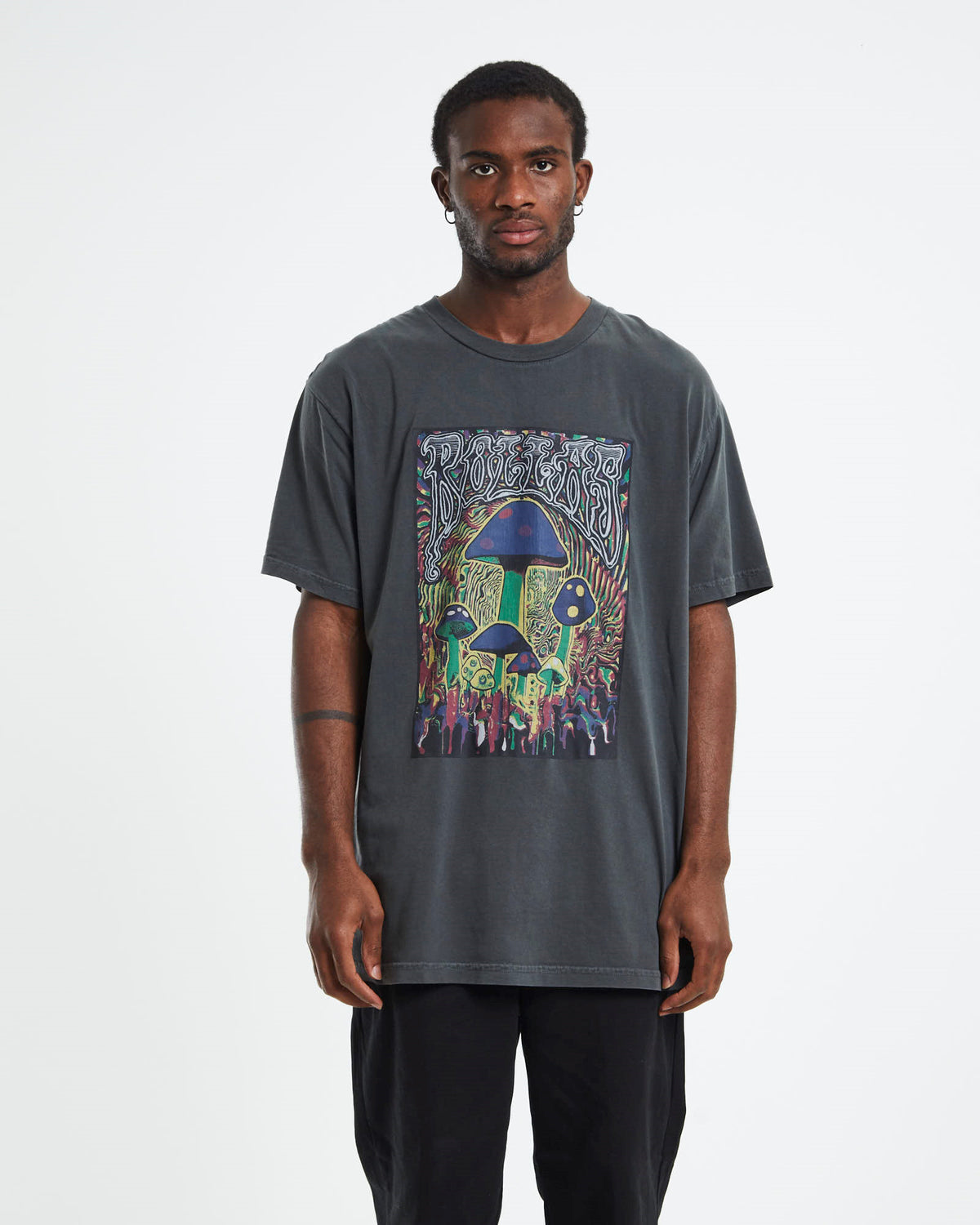 Mushies Logo T-Shirt Black BLACK