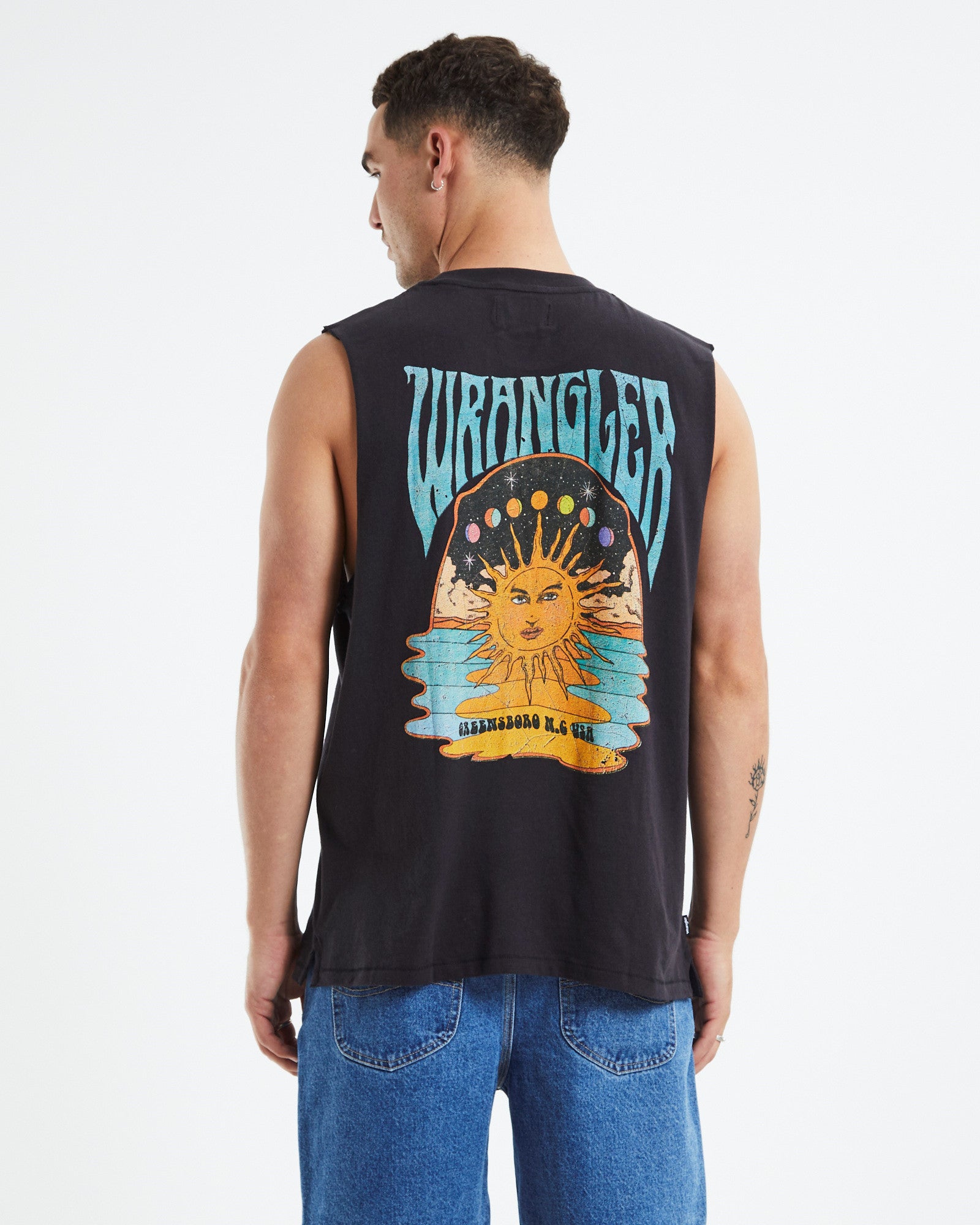 Melting Sun Muscle Tee Worn Black BLACK