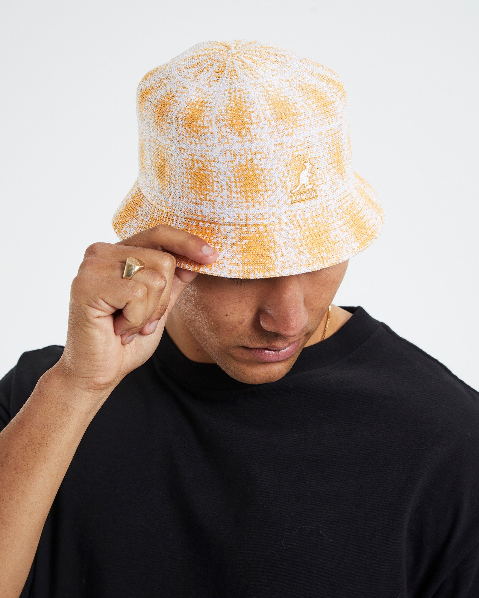 Grunge Plaid Bin Hat Apricot/White ASSORTED