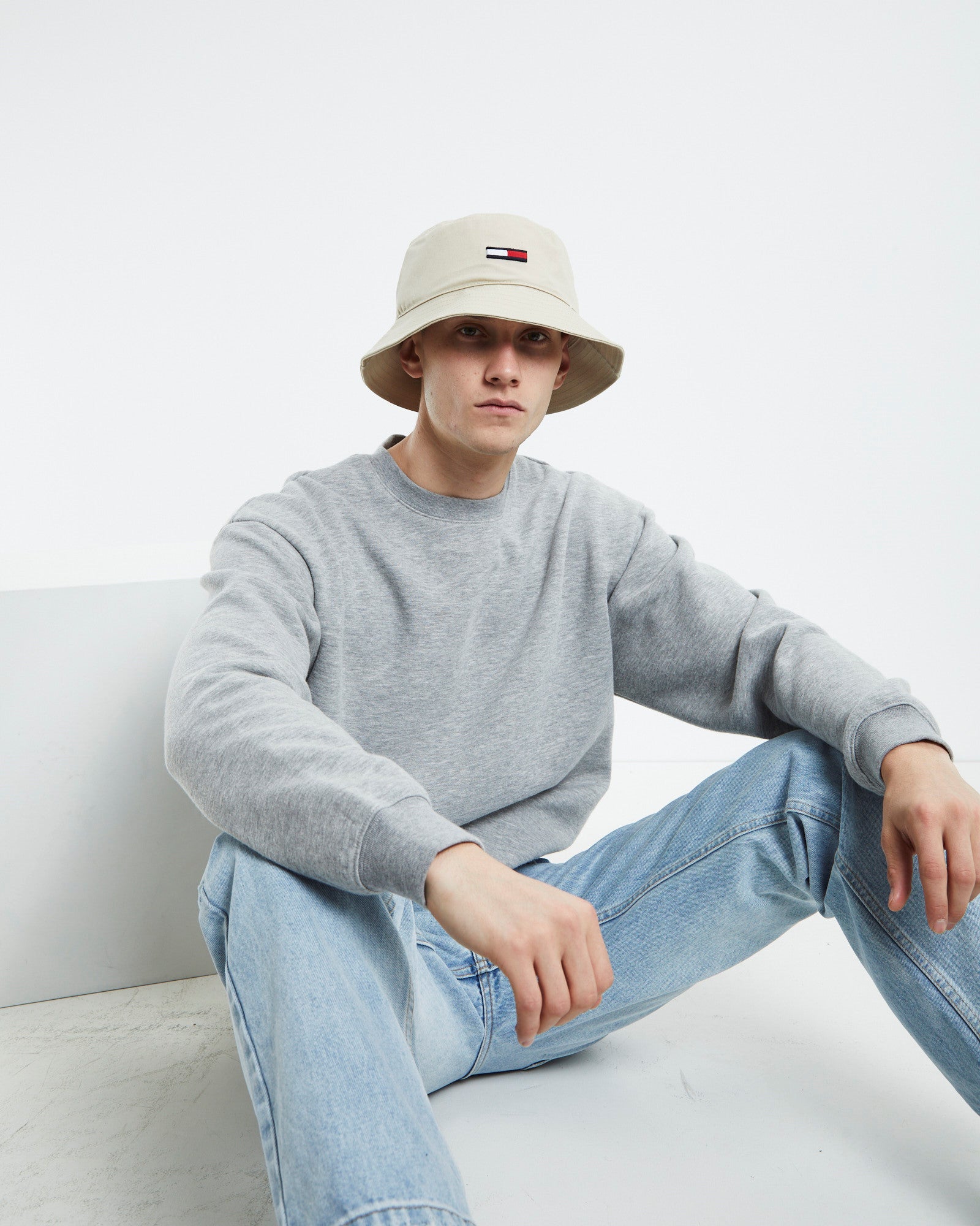 TJM Flag Bucket Hat Sand STONE