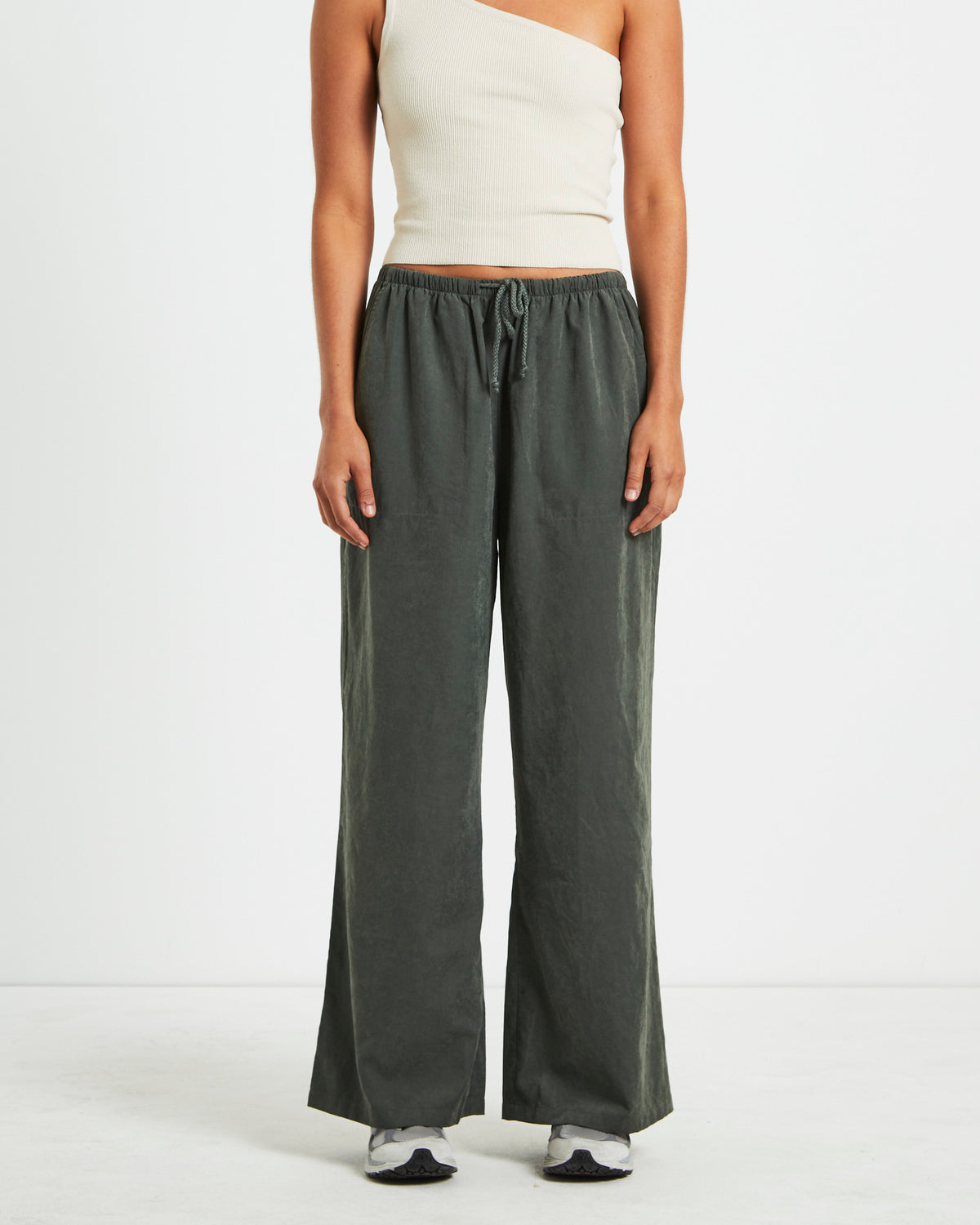 Sahara Soft Drape Coastal Pant Deep Green GREEN