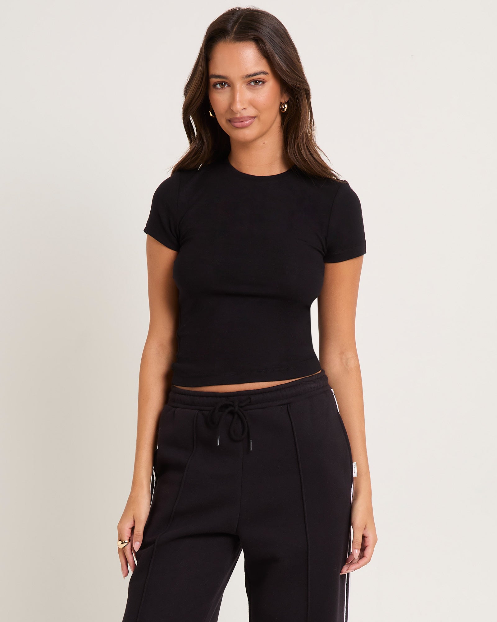Slinky Fitted Tee BLACK