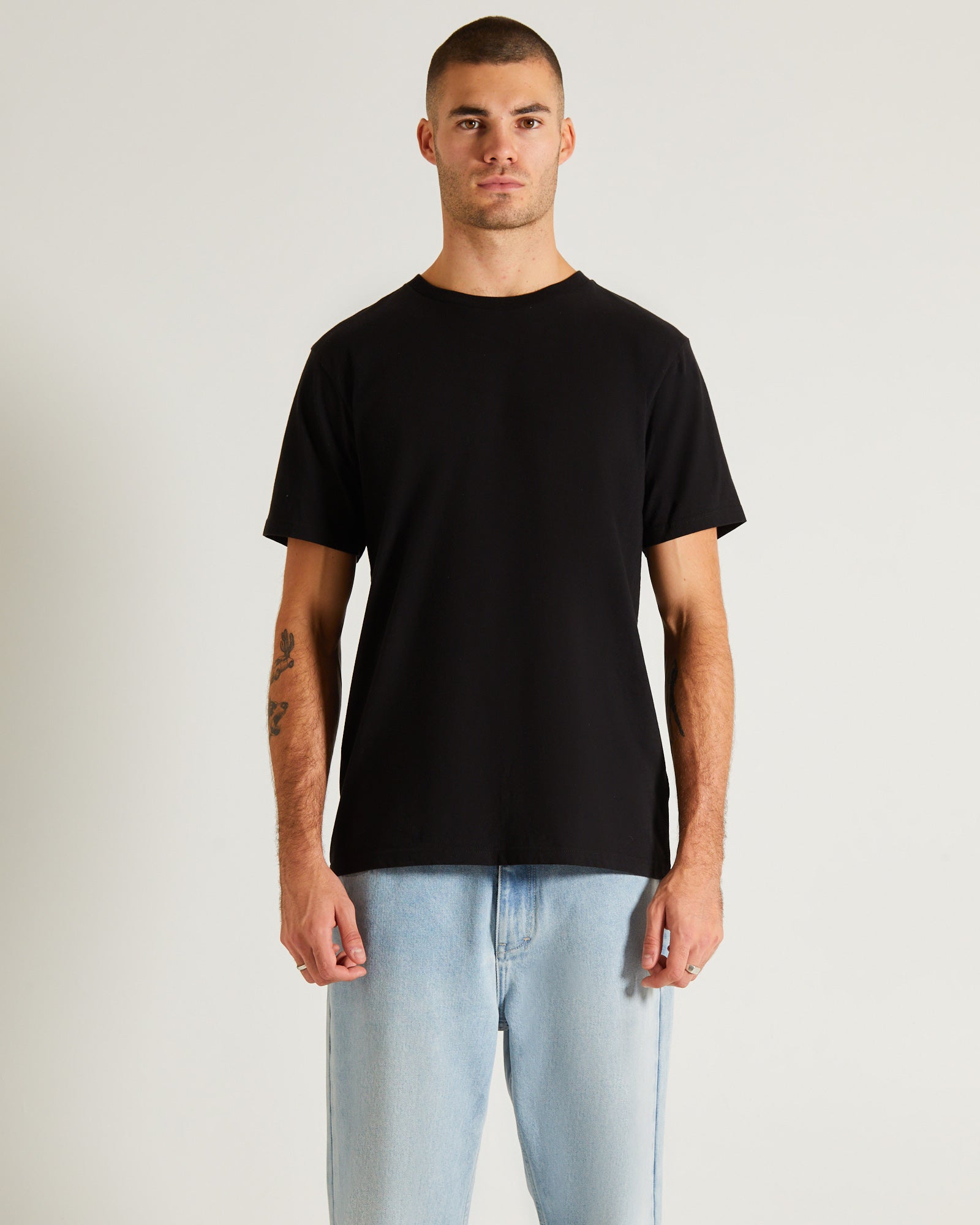 Basic Crew Neck Short Sleeve T-Shirt BLACK