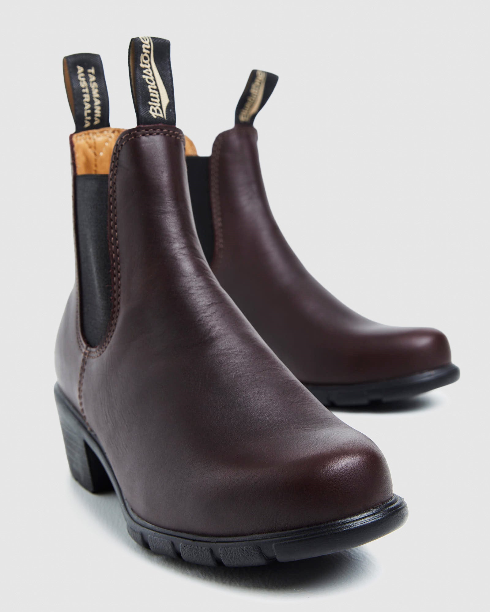 2060 Womens Heeled Boots Shiraz Red RED