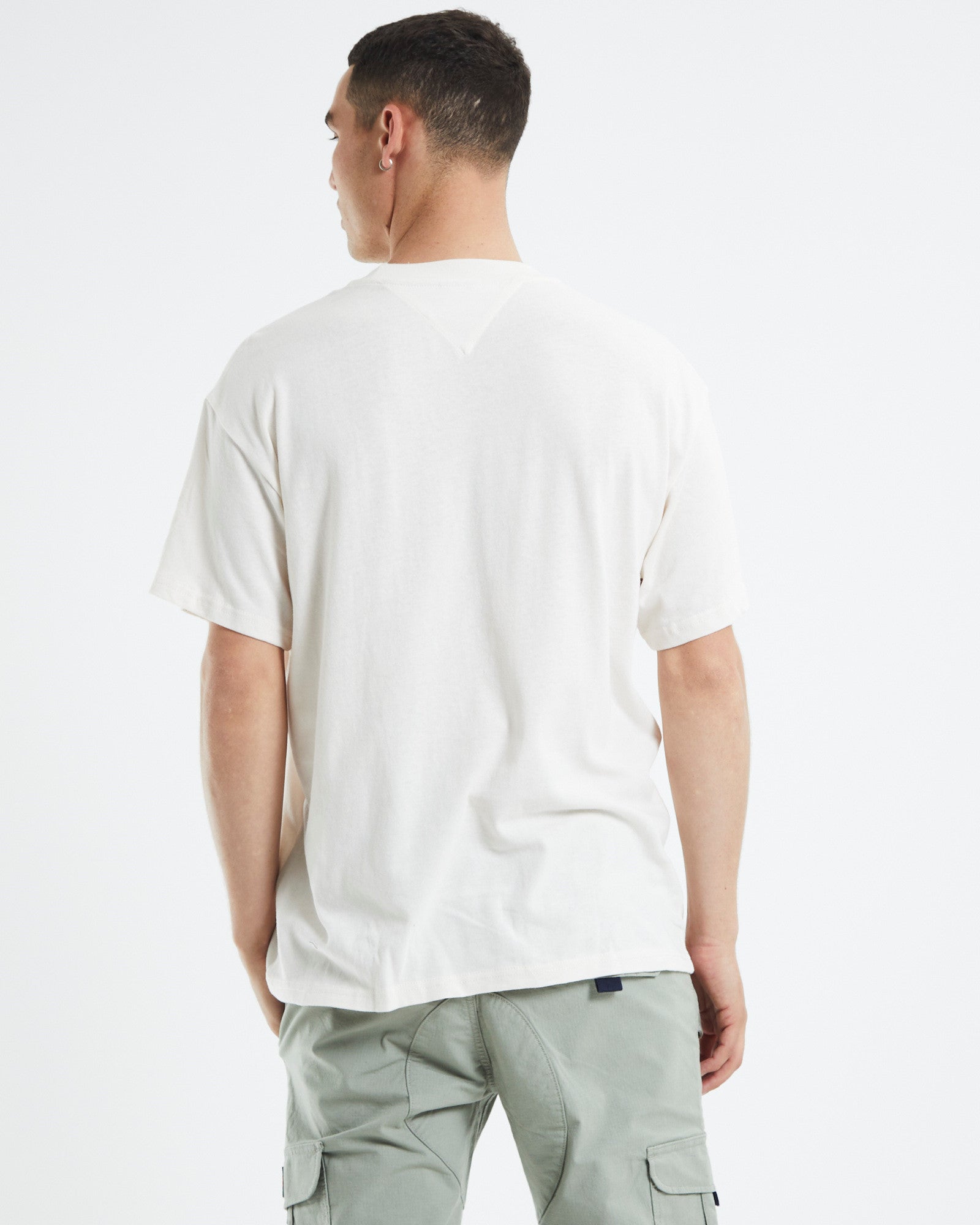 TJM College Logo T-Shirt Ancient White WHITE