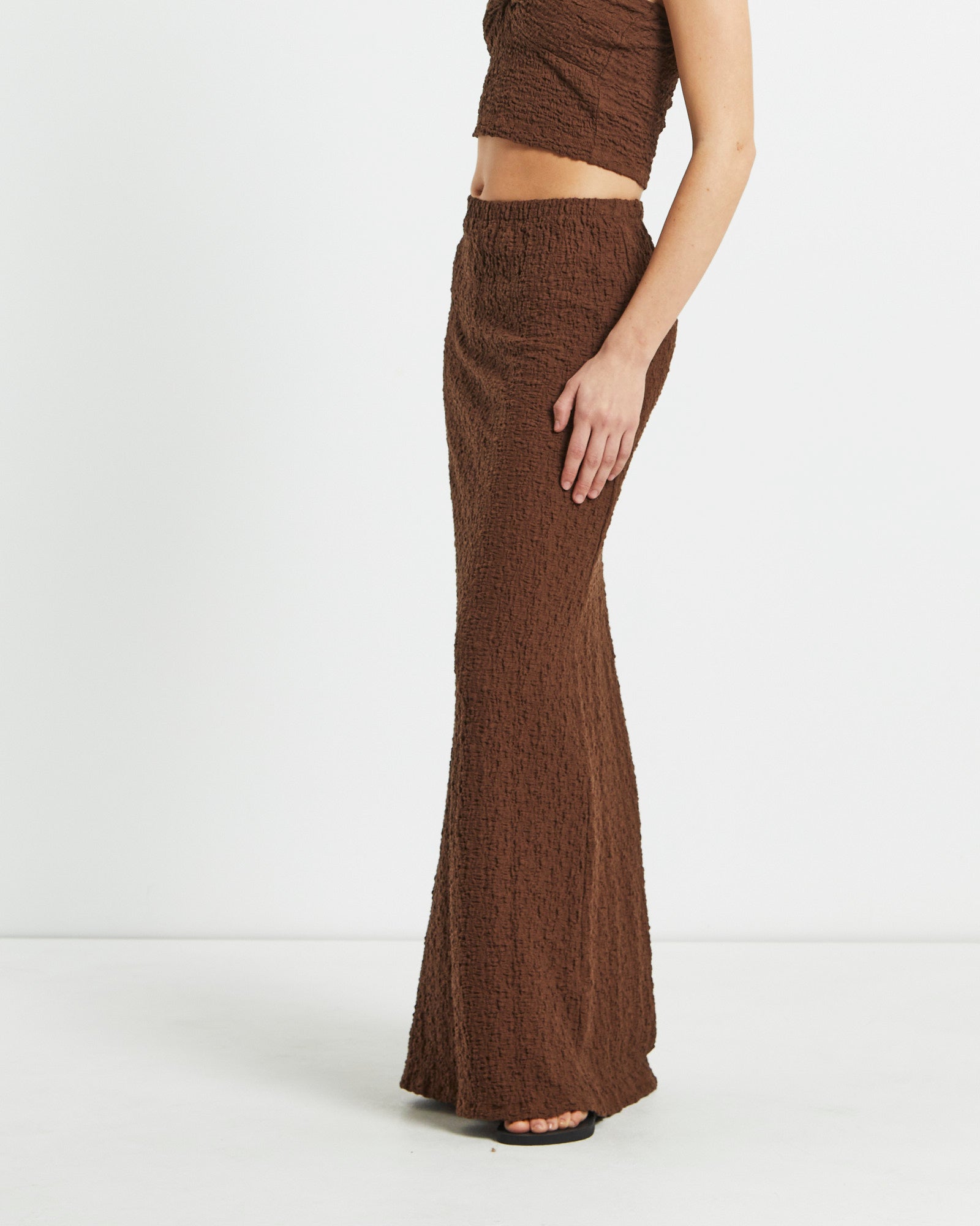 Skyla Textured Maxi Skirt BROWN