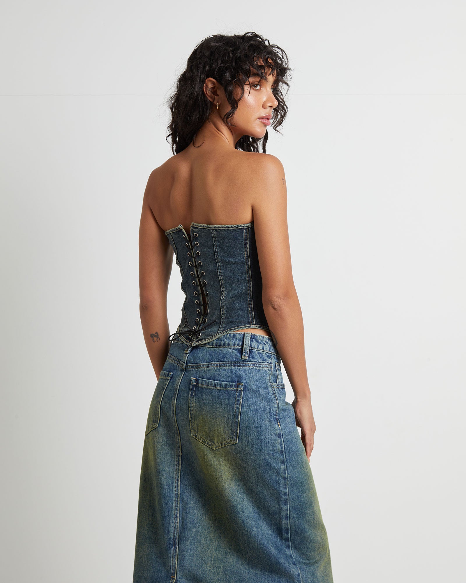 Taytum Hook + Eye Front Denim Corset in Vintage Tint BLUE