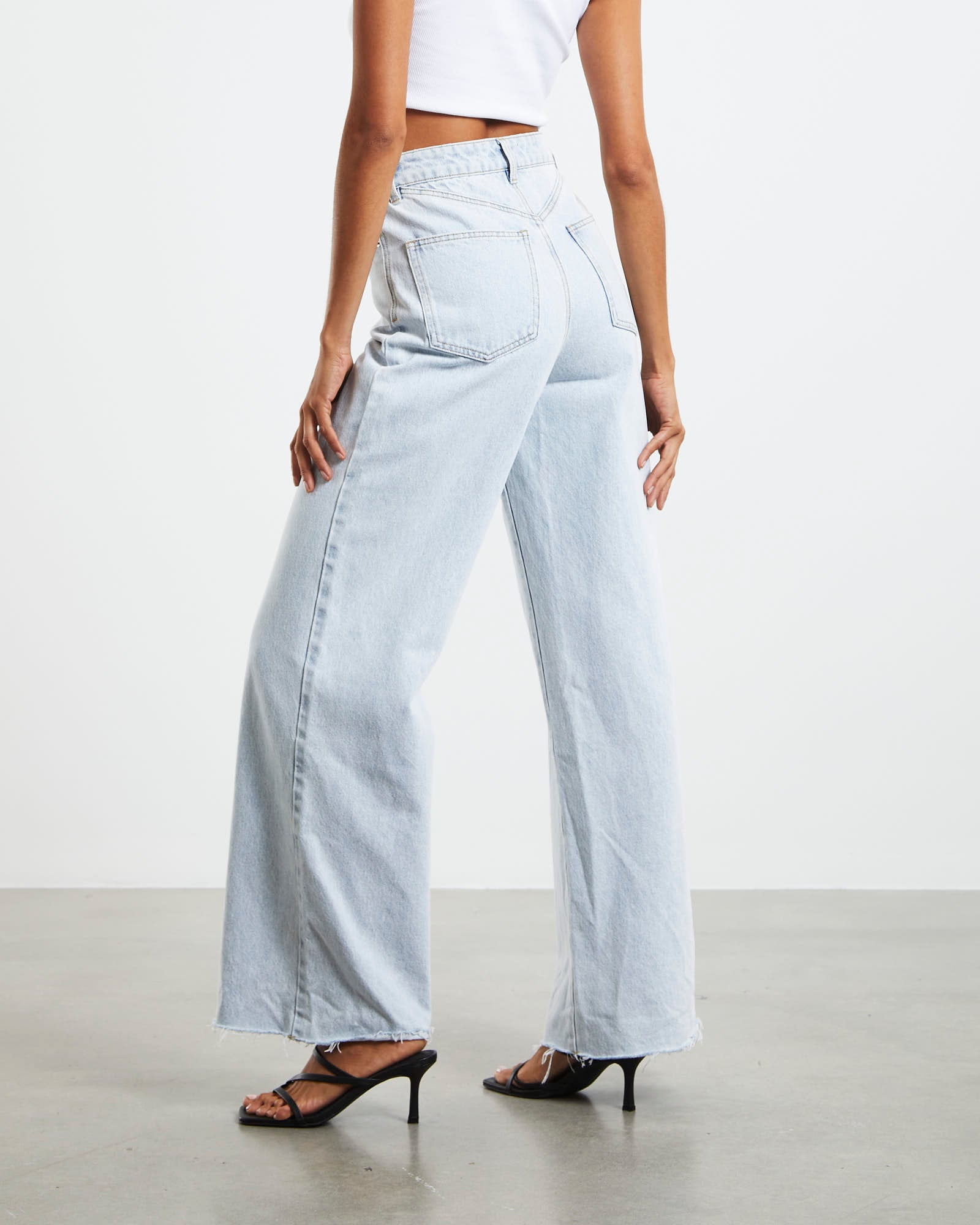 Boston Cut Out Hip Relaxed Jeans Icy Blue BLUE