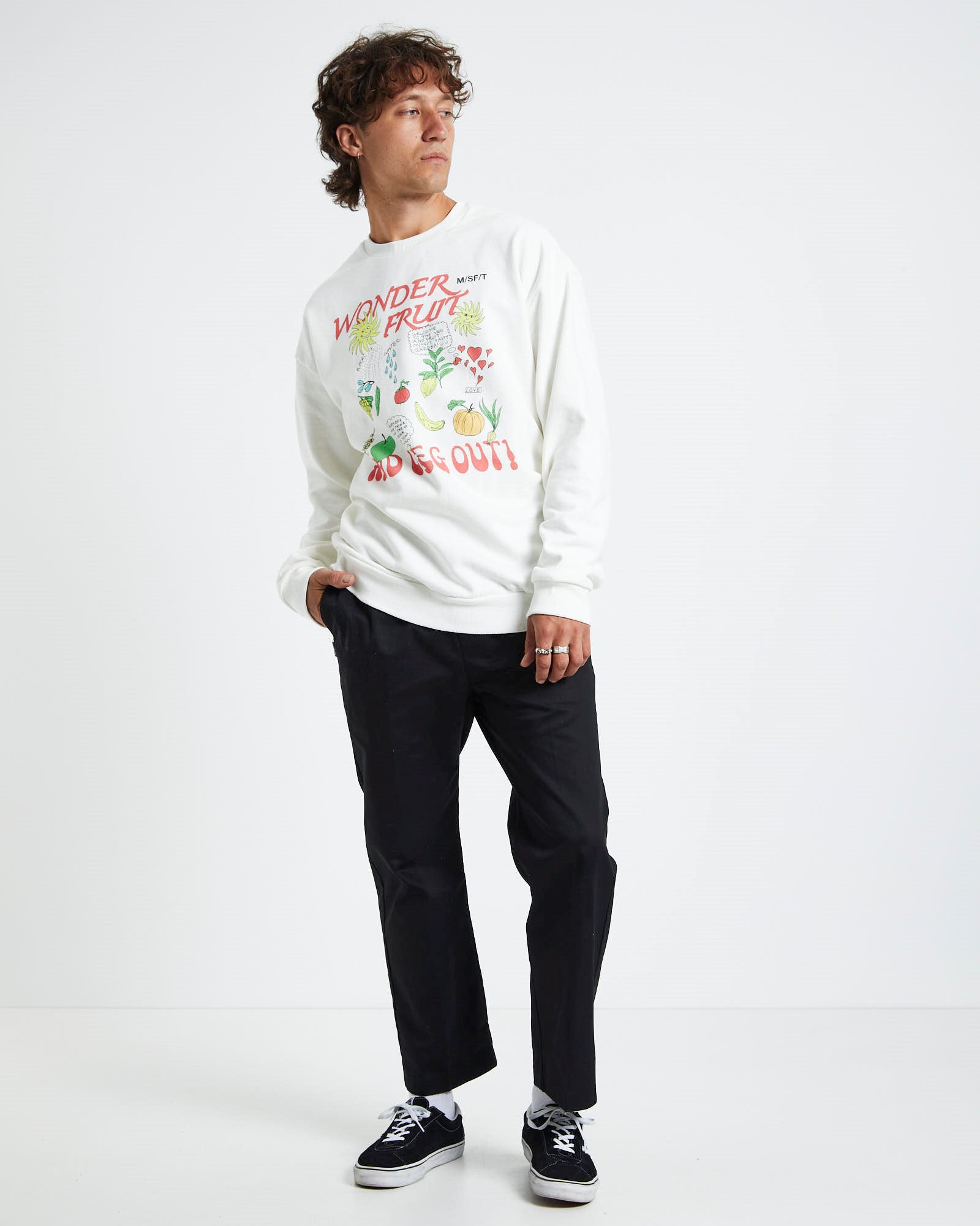 Wonder Fruit Crew Fleece Jumper Washed White WHITE