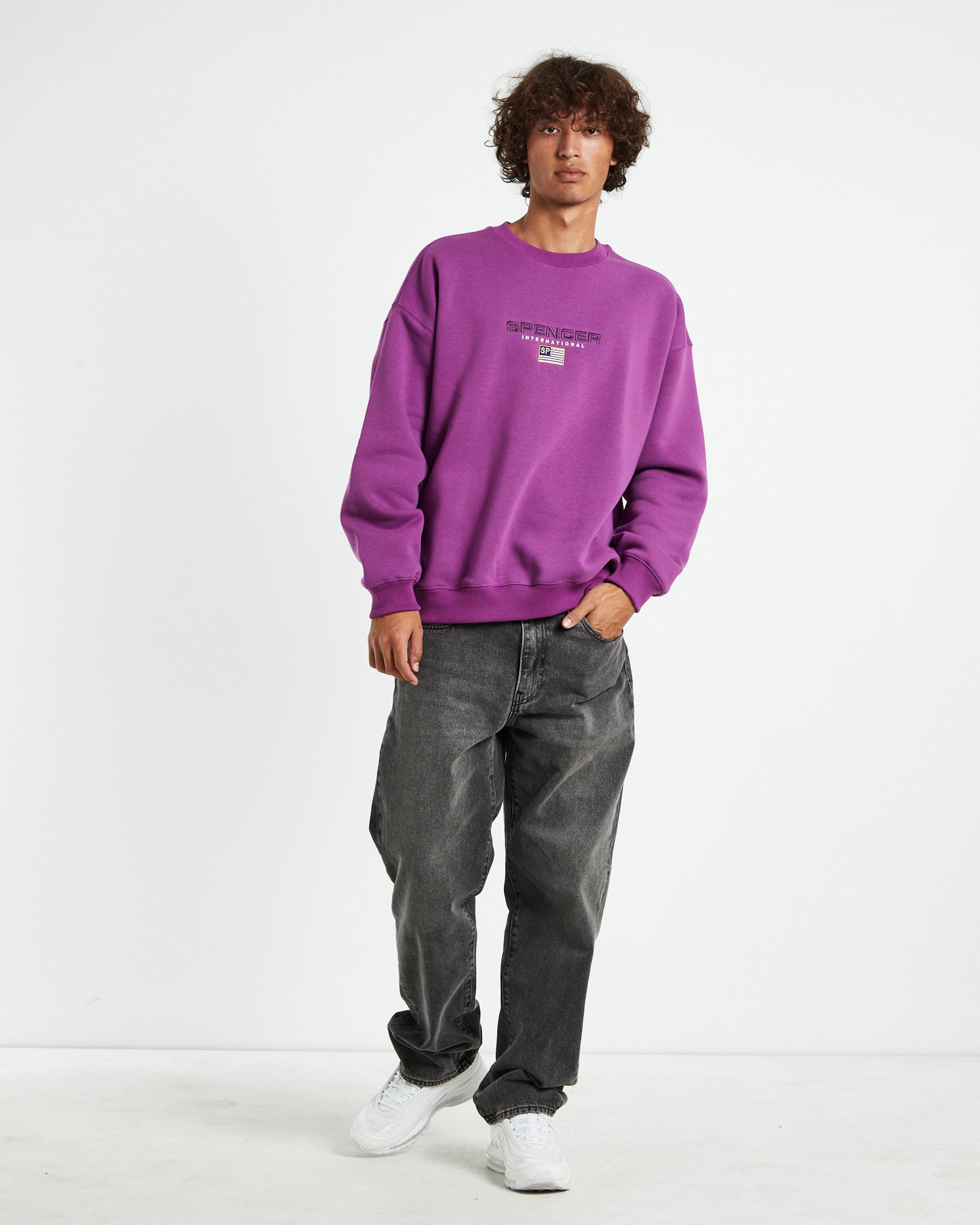 International Crew Neck Grape Purple