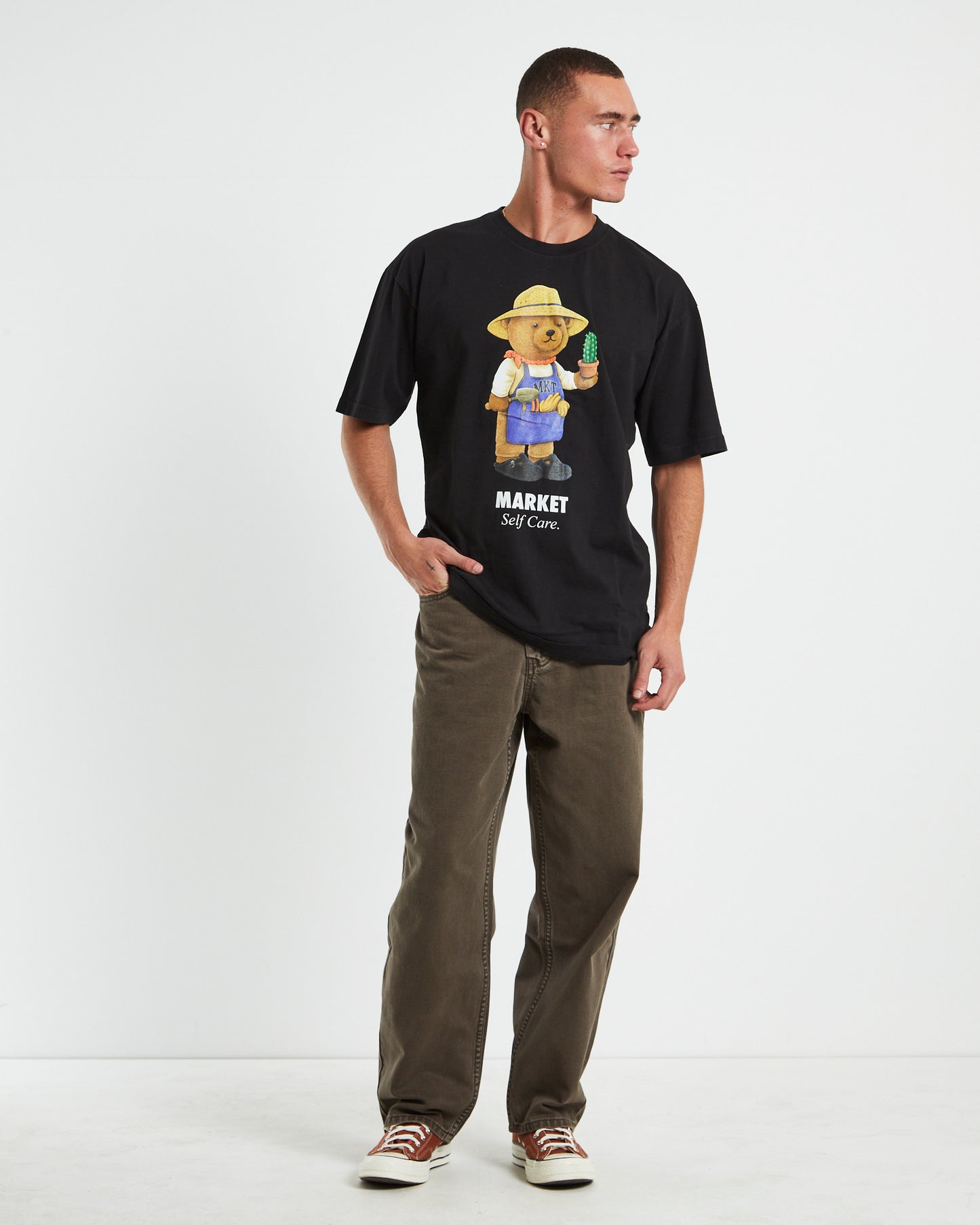 Botanical Bear Short Sleeve T-Shirt in Vintage Black