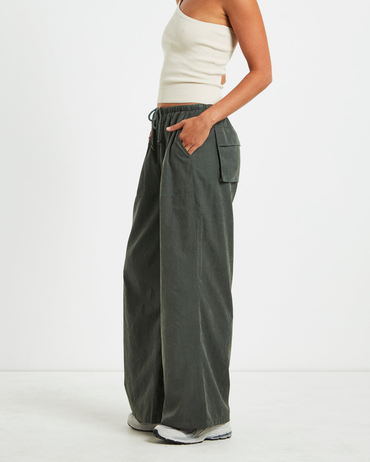 Sahara Soft Drape Coastal Pant Deep Green GREEN
