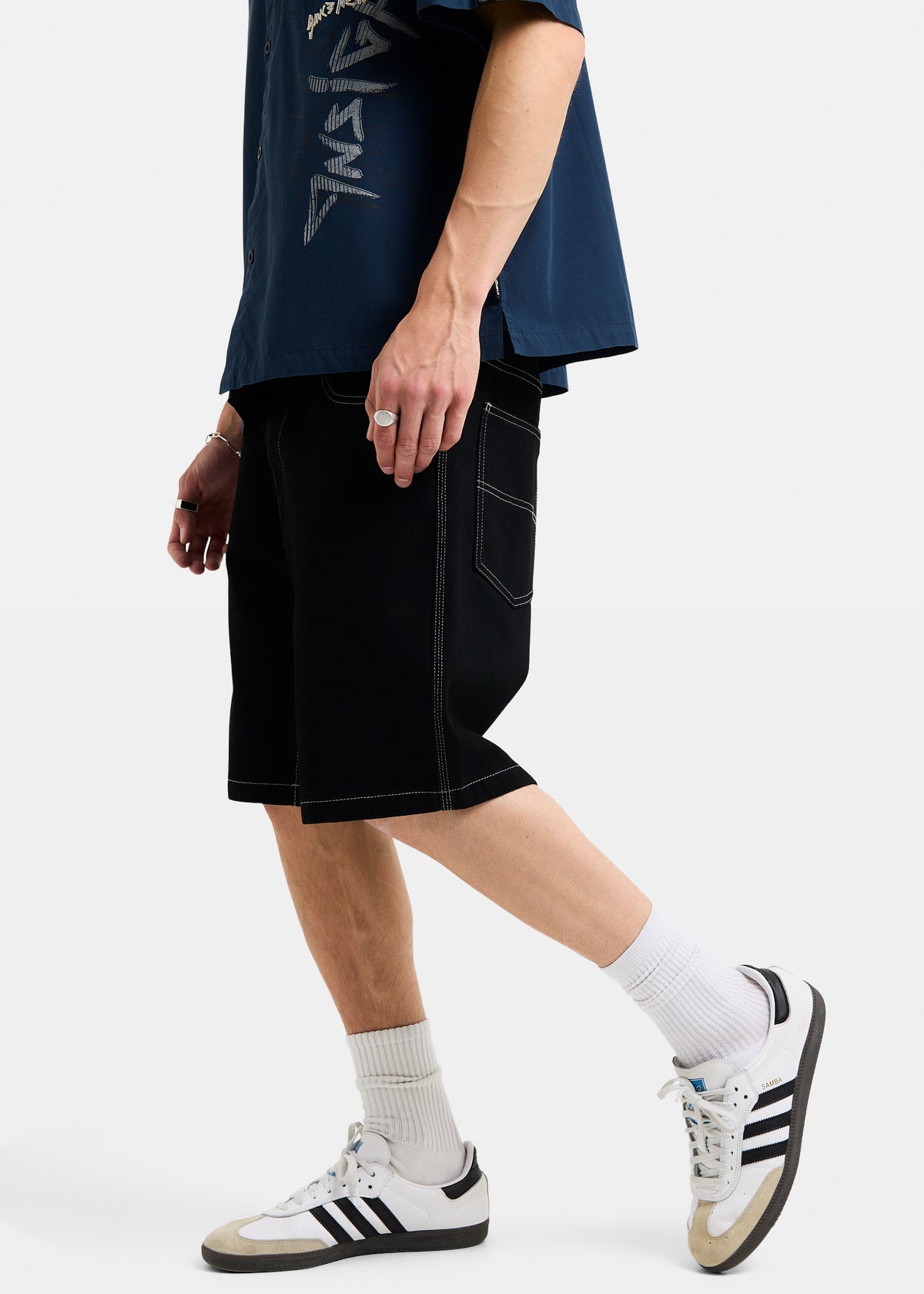 Knocker Contrast Stitch Jort AFTER BLACK