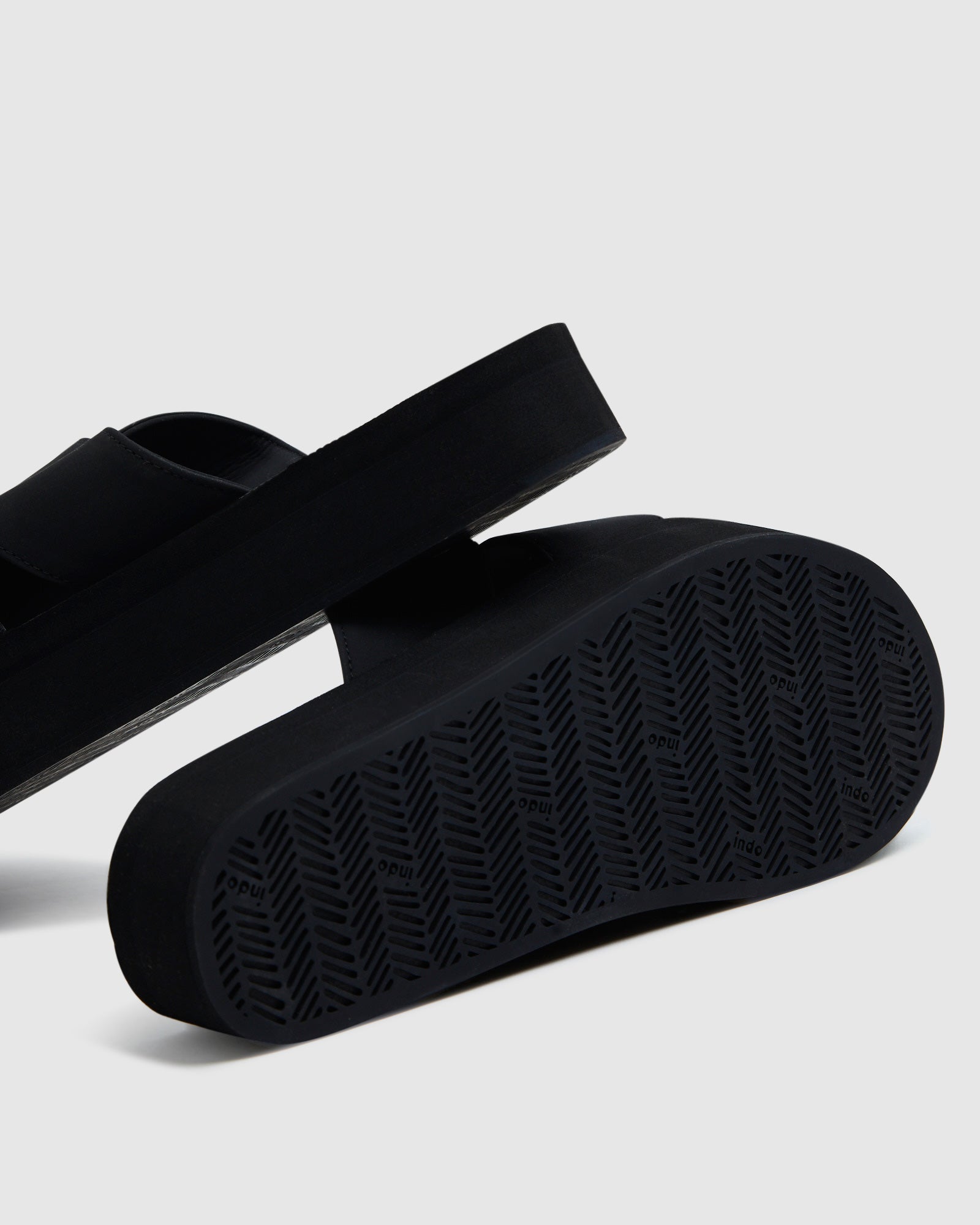 Cross Platform Slides Black BLACK