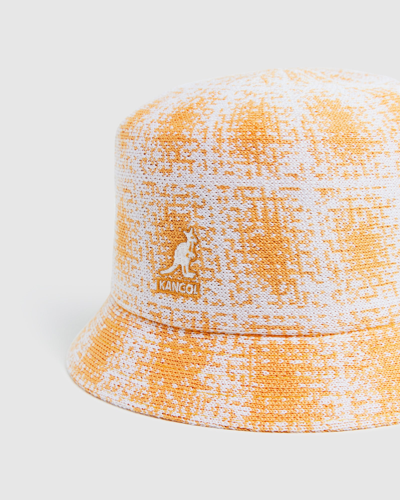 Grunge Plaid Bin Hat Apricot/White ASSORTED