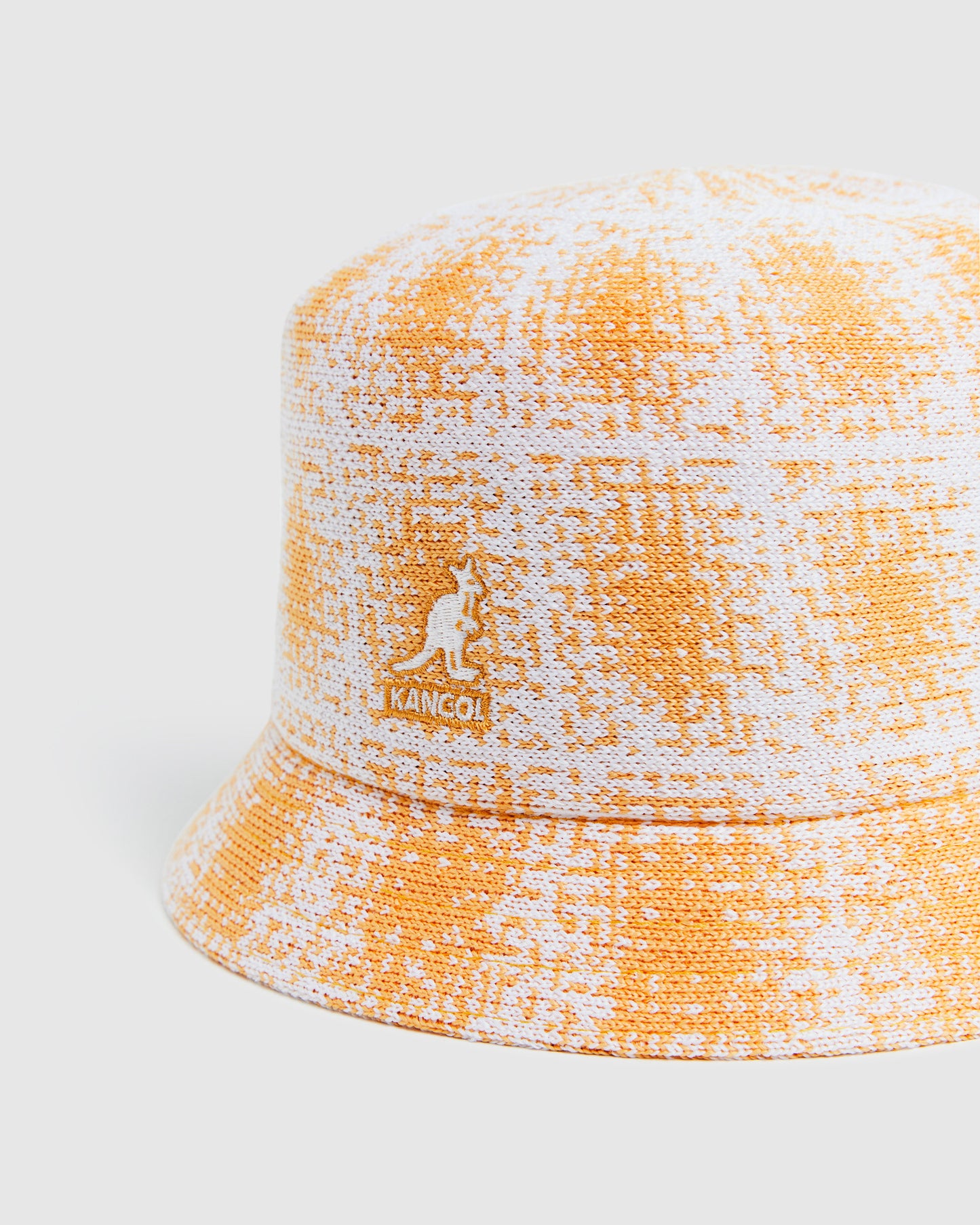 Grunge Plaid Bin Hat Apricot/White