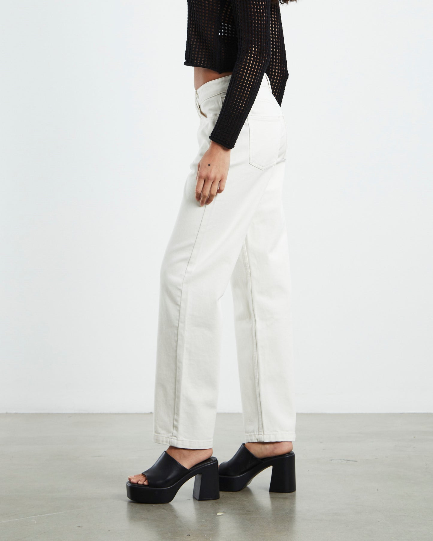 Muse Mide Rise Straight Dad Jean Vintage Ecru