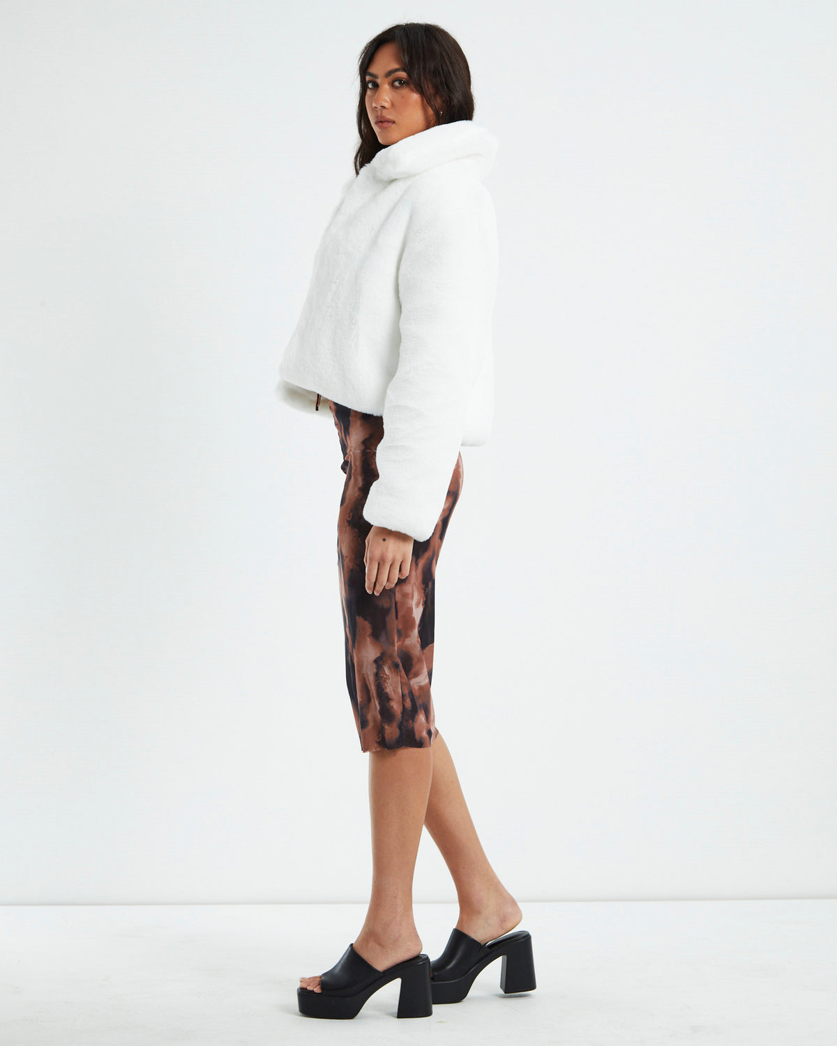 Tessa Faux Fur Cropped Jacket White WHITE