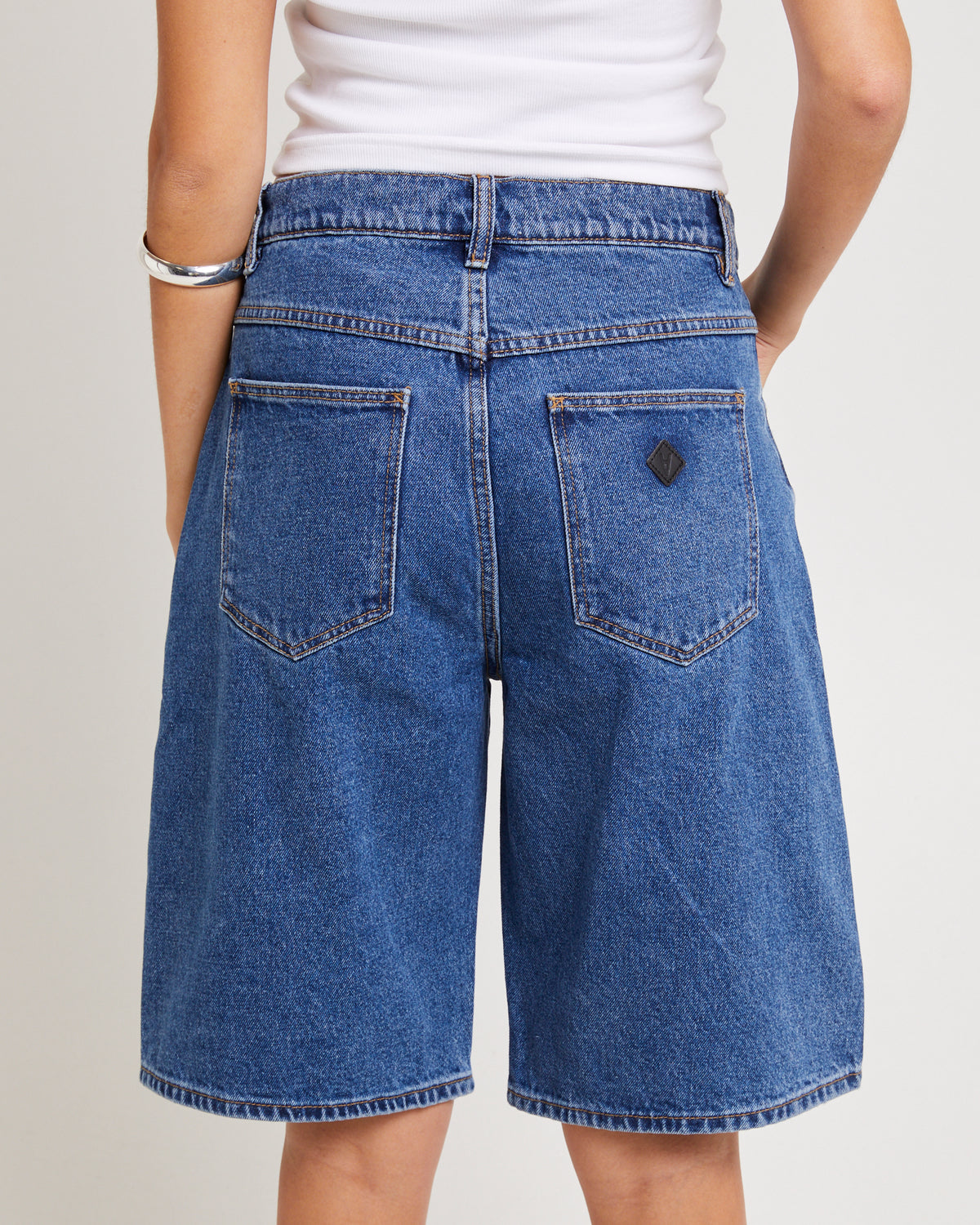 95 Mid Denim Jorts Bella BELLA