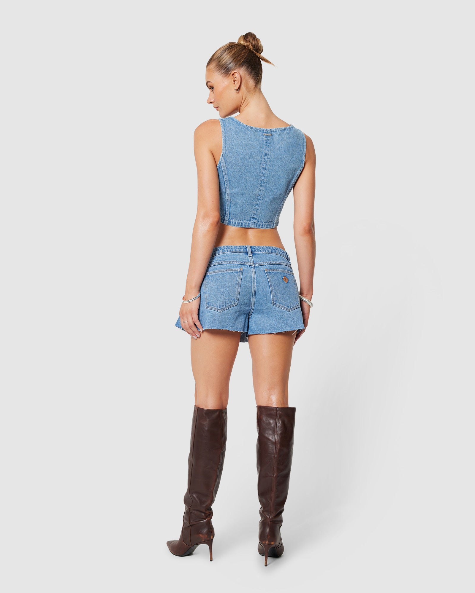 Suga Denim Crop Top Gigi MID BLUE