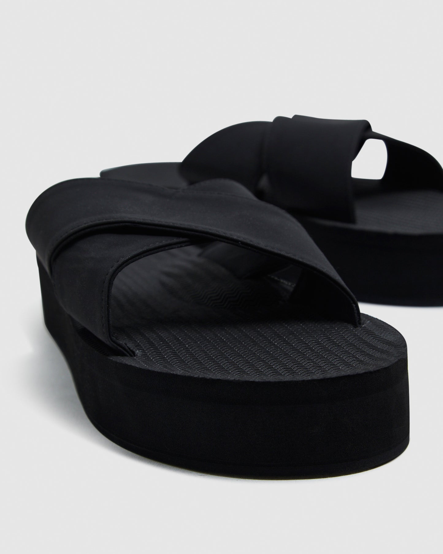Cross Platform Slides Black