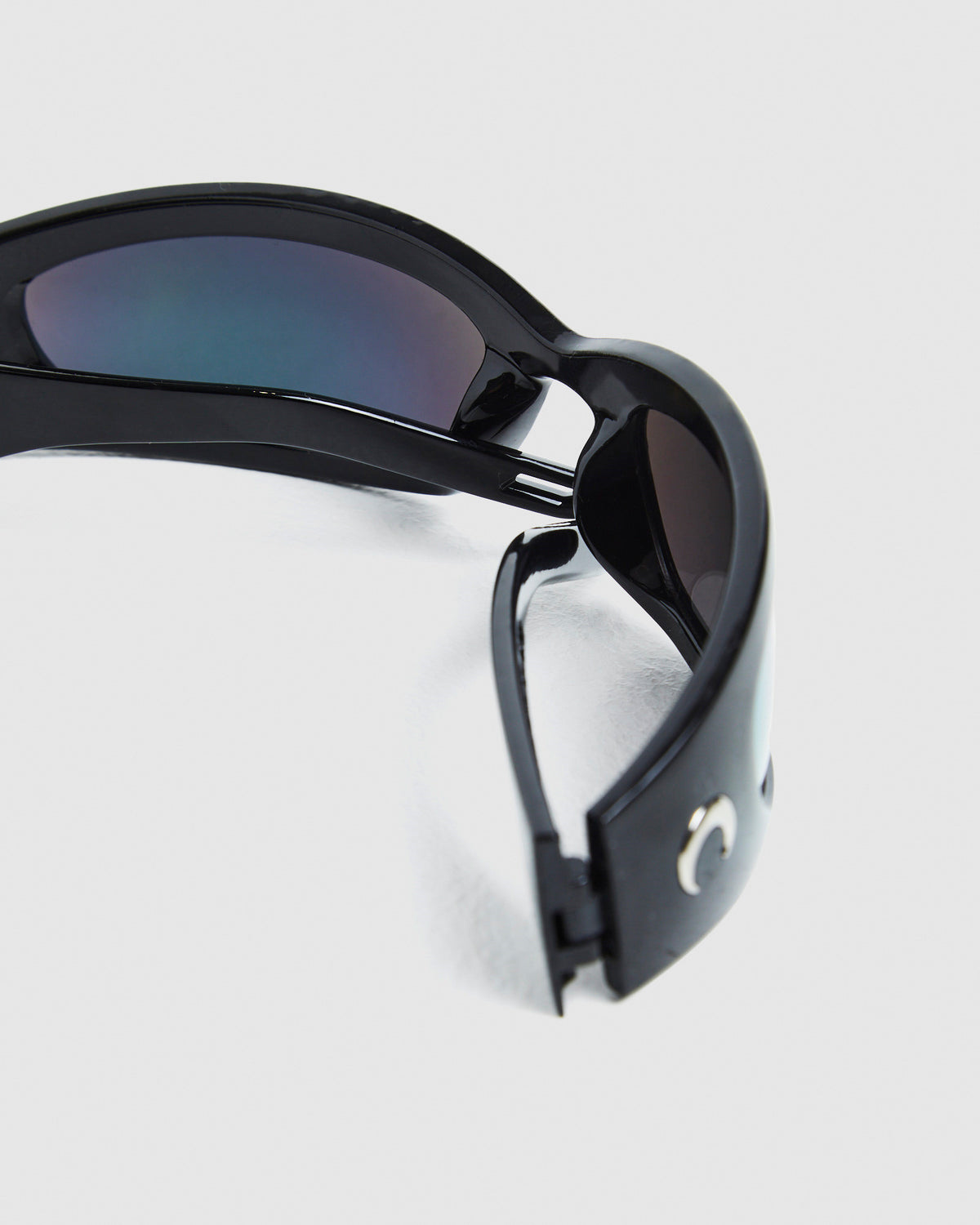 Tatum Wrap Around Sunnies Black BLACK