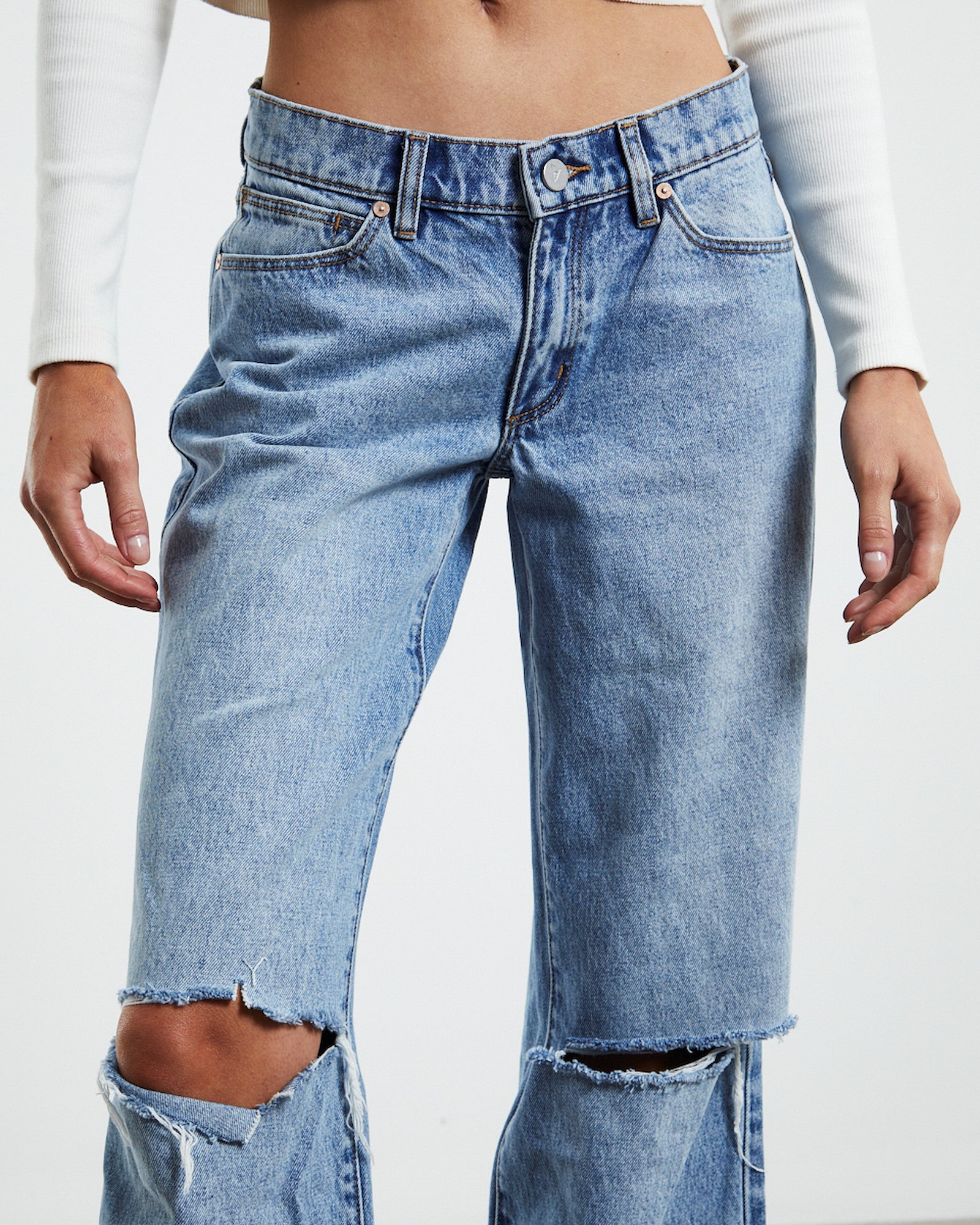 A 99 Low & Wide Jeans Susanna Rip Blue LIGHT BLUE