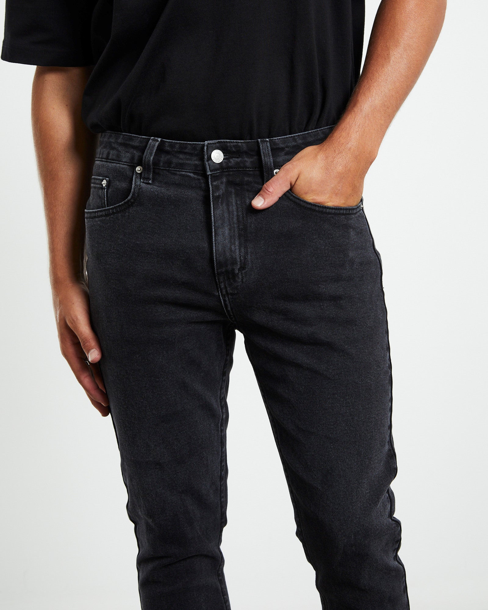 City Riot Slim Jeans Worker Black
