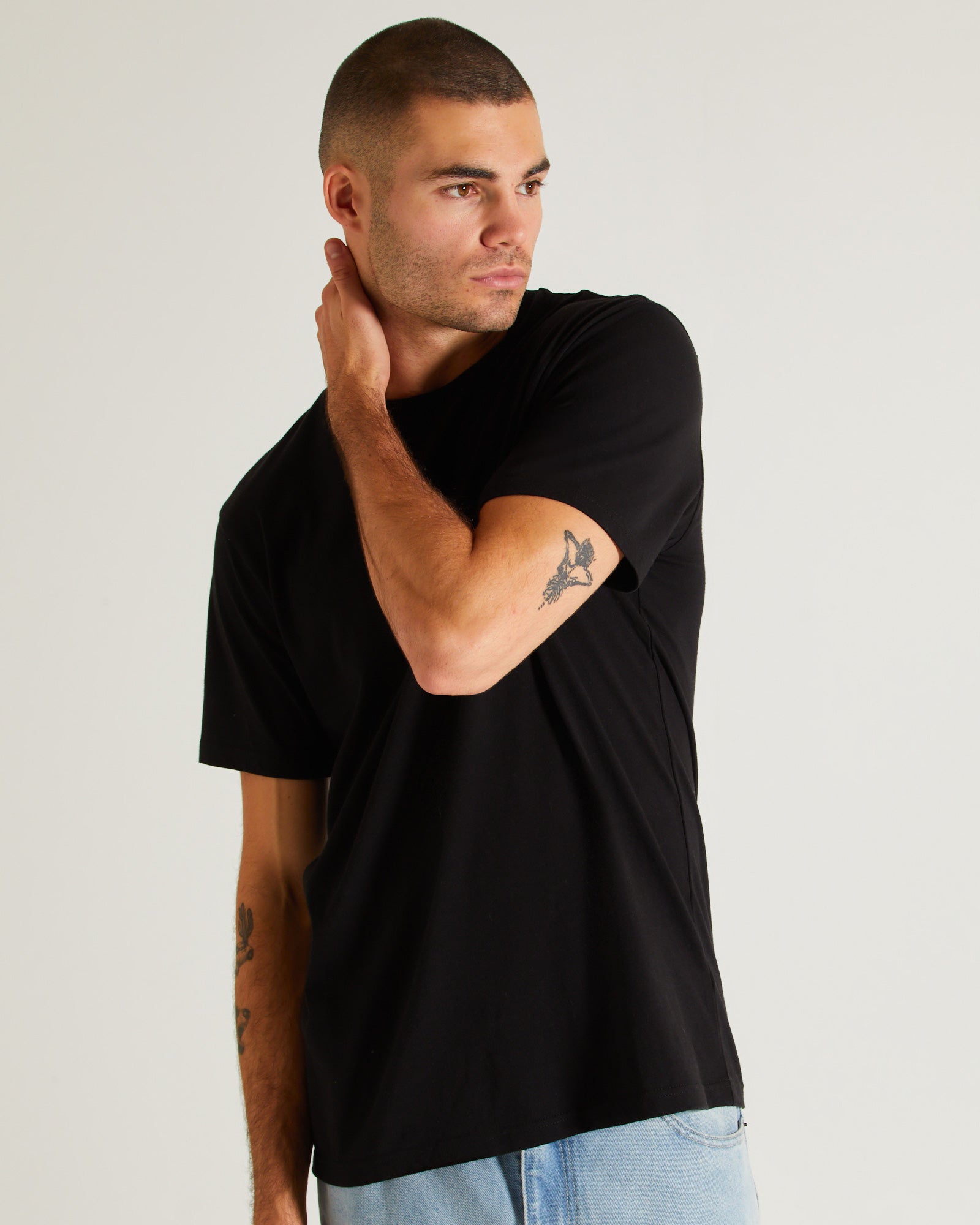 Basic Crew Neck Short Sleeve T-Shirt BLACK