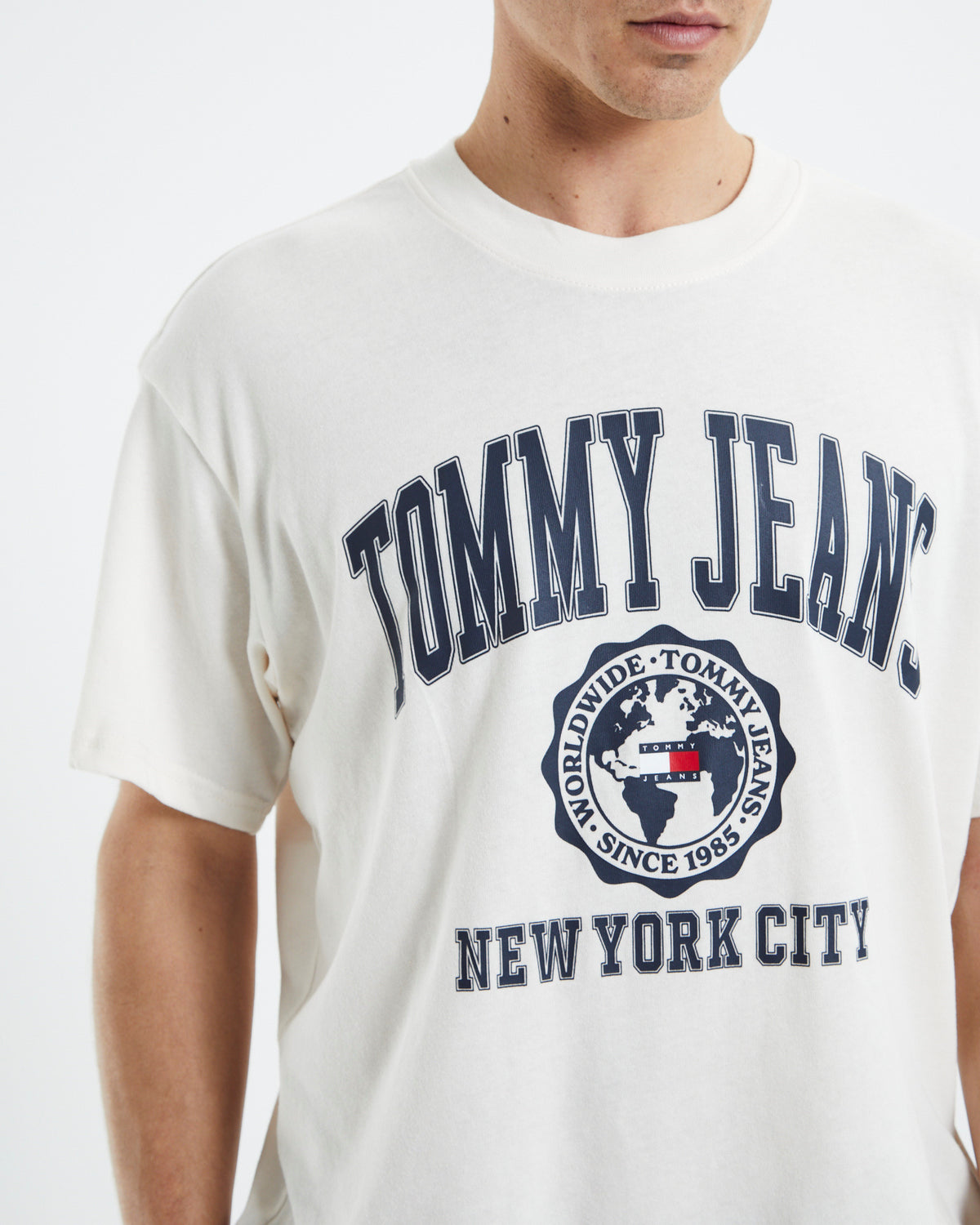 TJM College Logo T-Shirt Ancient White WHITE