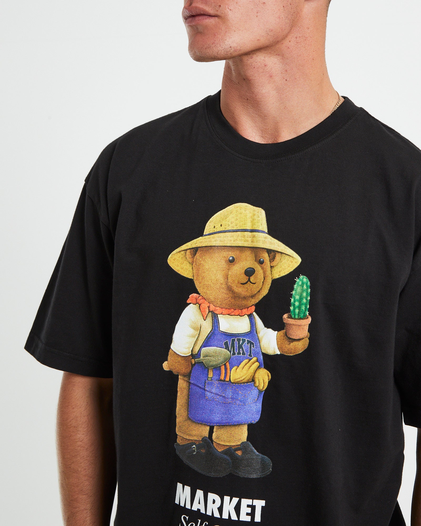 Botanical Bear Short Sleeve T-Shirt in Vintage Black BLACK