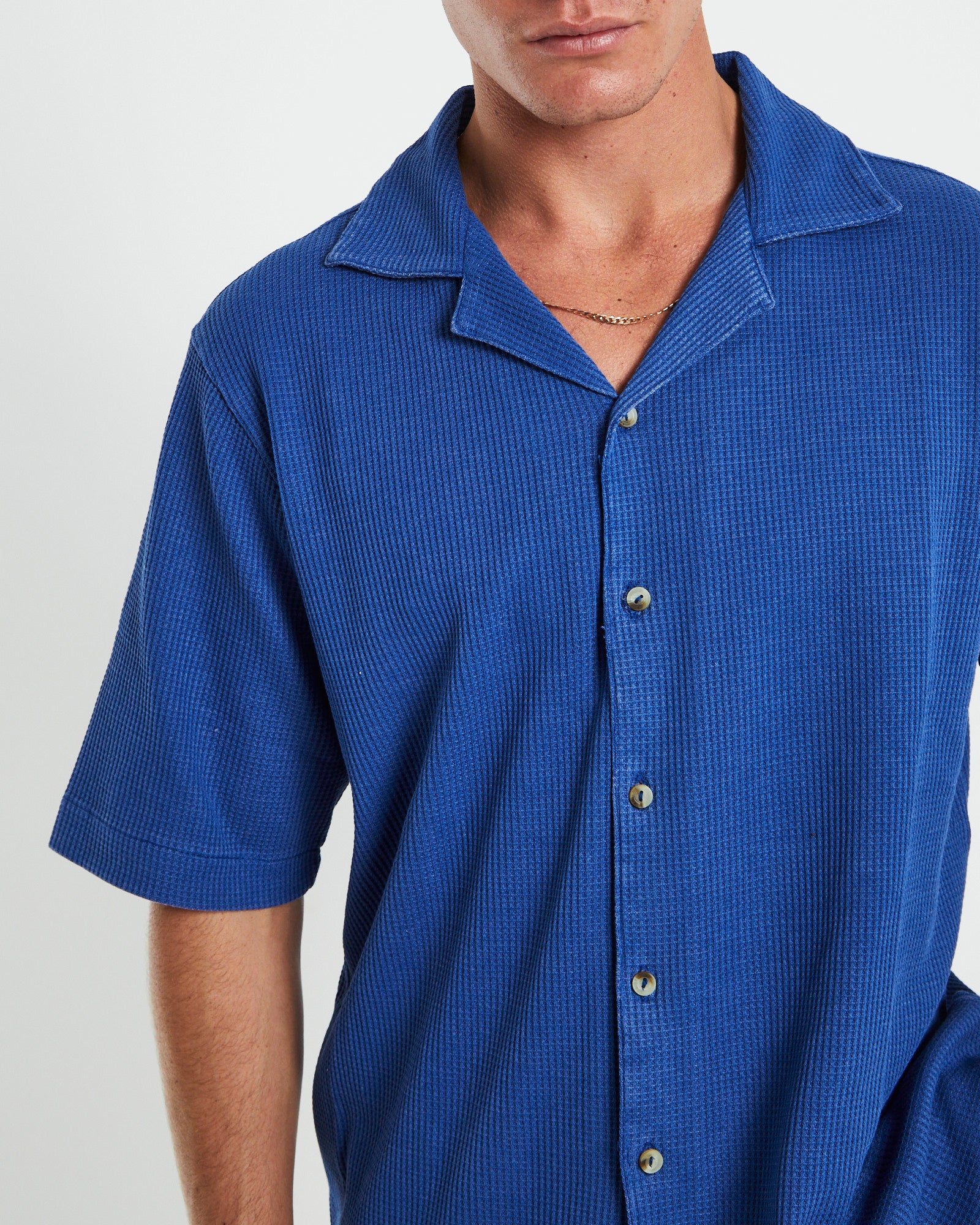 Waffle Bowler Short Sleeve Shirt in Cobalt Blue BLUE