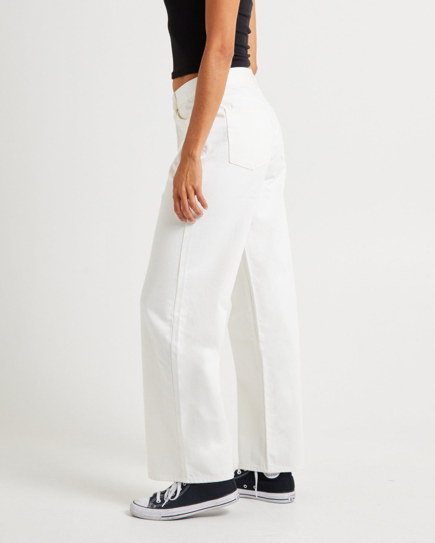 Alexa Mid Rise Relaxed Denim Jeans WHITE