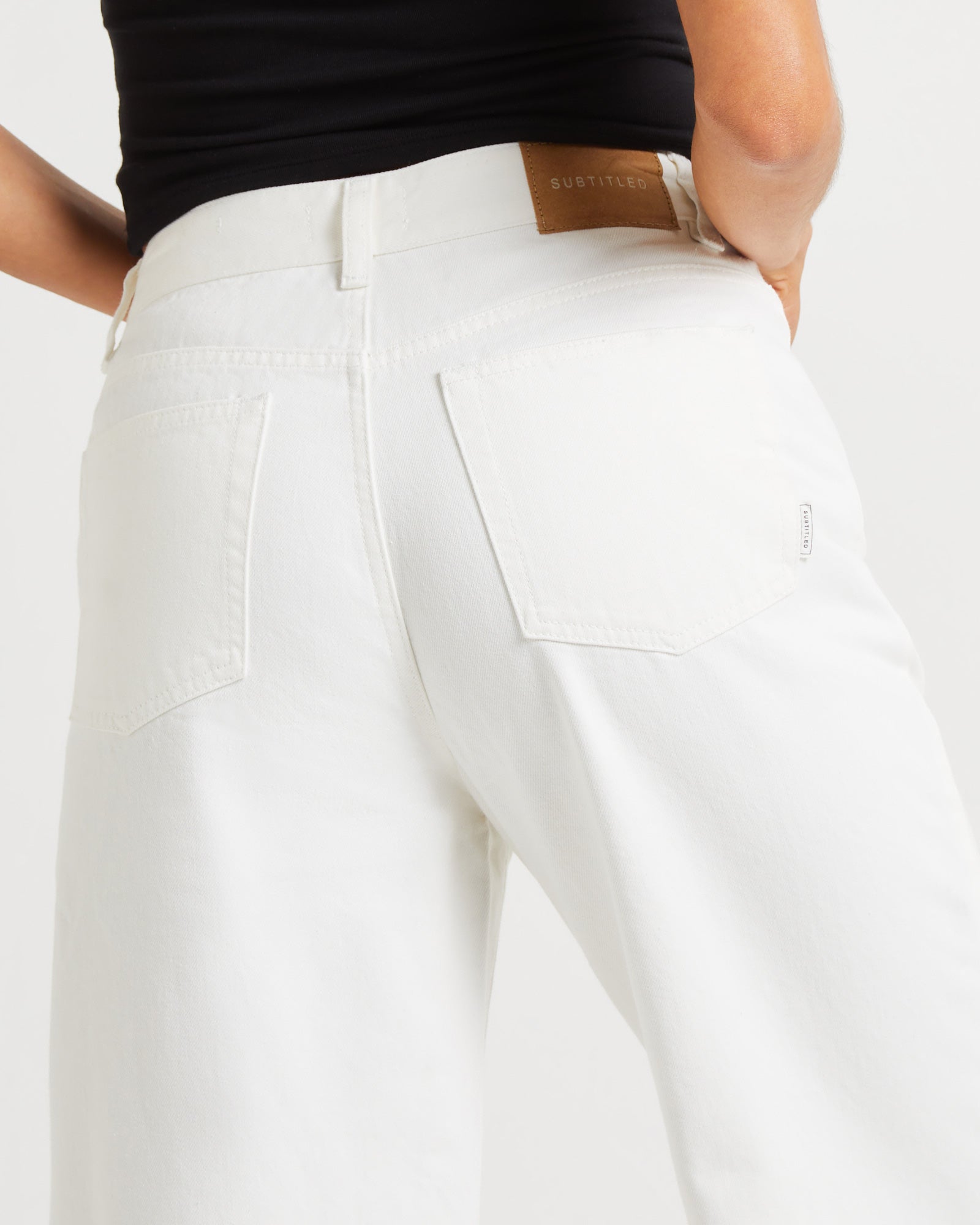 Alexa Mid Rise Relaxed Denim Jeans WHITE